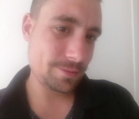 benoit, 34, Soissons