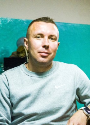 Андрей, 37, Россия, Киров (Кировская обл.)