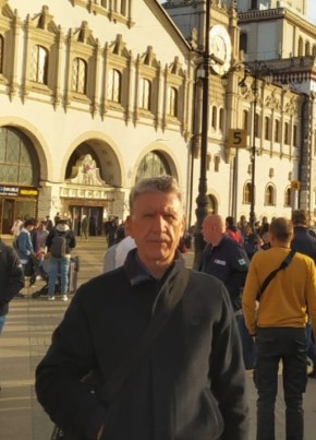 Юрий, 66, Россия, Москва