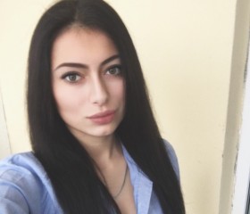 Карина, 25 лет, Саратов