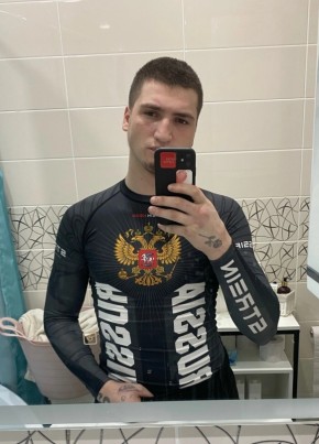 Данил из Сургута 23 года