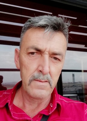 Neven, 55, Romania, București