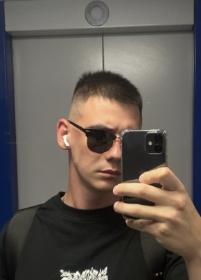 Alexey из Долгопрудныя 25 лет