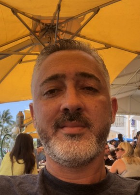 Yan, 46, Commonwealth of Puerto Rico, San Juan