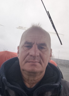 Андрей из Первоуральска 57 лет