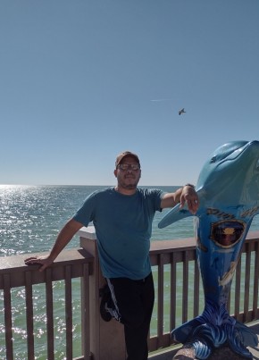 Ivan Luis из Tampa 51 год
