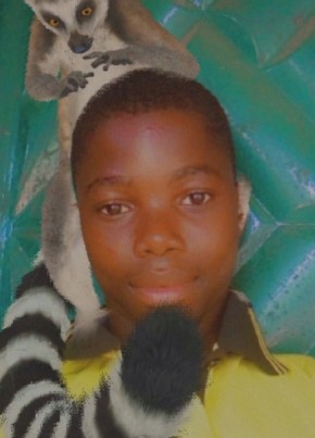 John, 21, Nigeria, Abuja