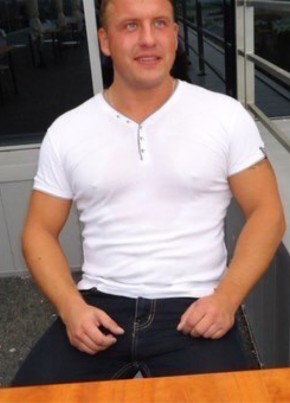 Dima, 37, Russia, Nizhnesortymskiy