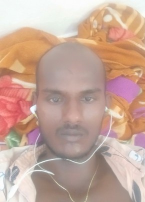 Manikandan Manik, 29, India, Sīrkāzhi