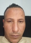 Mouh, 33, Bou Ismail
