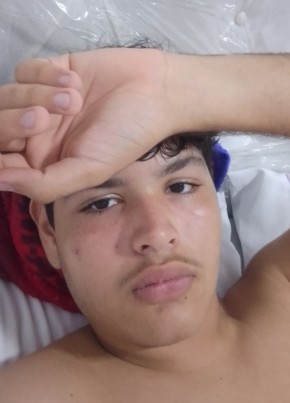 João из Recife 18 лет