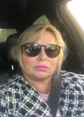 Elena, 58, Россия, Москва