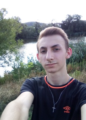 ludovico, 22, République Française, Nancy