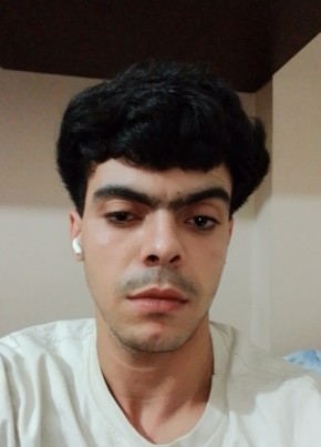 Lashin Mohamed, 24, Egypt, Cairo
