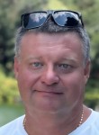 Sergey, 47, Duong Dong