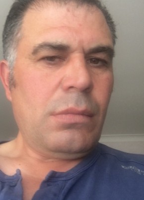 Özcan, 49, Türkiye Cumhuriyeti, Ankara
