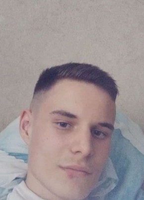 Михаил из Барнаула 18 лет