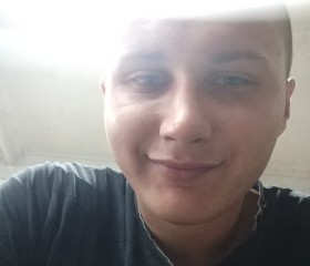 Виктор, 24 года, Уссурийск