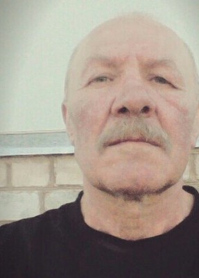 Павел, 64, Россия, Волот