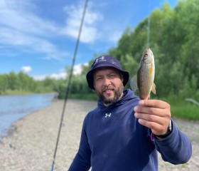 Artur, 35, Yekaterinburg