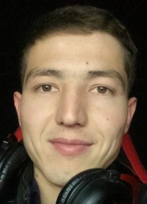 Ali из Өскемена 26 лет