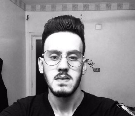 Hosam, 30, Cayenne