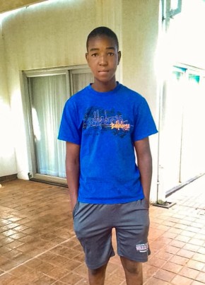 Farai, 19, Southern Rhodesia, Harare