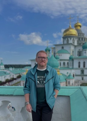 Денис из Москвы 38 лет