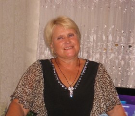 Каролина, 71 год, Харків