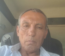 Mirzakhrom, 57, Tashkent
