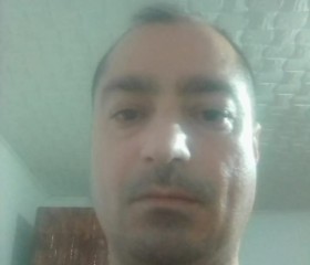 Mihai, 40, Branesti (Dambovita)