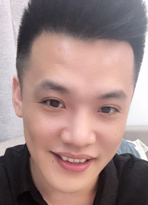 陈俊杰, 32, 中华人民共和国, 温州市