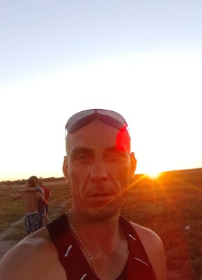Виктор, 46, Россия, Темрюк