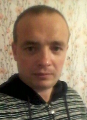 Николай, 41, Россия, Тюкалинск