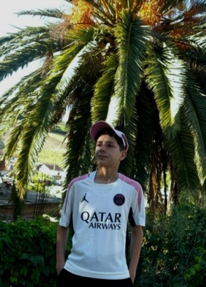 حسام из Algiers 20 лет