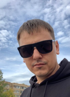 Денис, 33, Россия, Николаевск