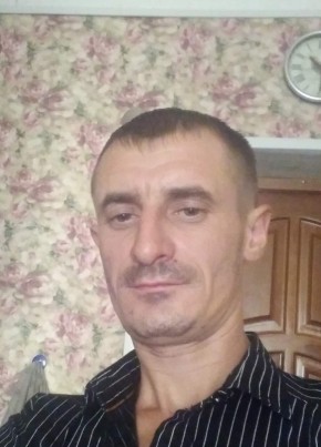 Роман из Москвы 37 лет