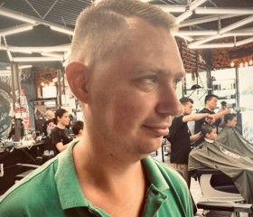 Aleksandr, 32, Moscow