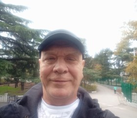 Nikolay, 58, Livadiya