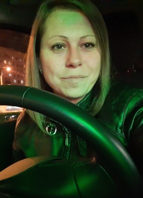 Вика, 45, Россия, Санкт-Петербург