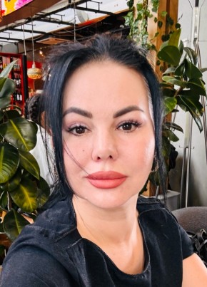 Agata, 45, Russia, Saint Petersburg