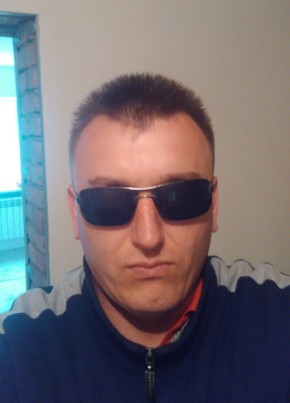 Alex, 39, Ukraine, Novoukrayinka