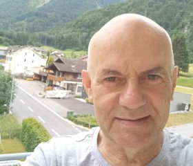 Михаил Леонтий, 60 лет, Brno