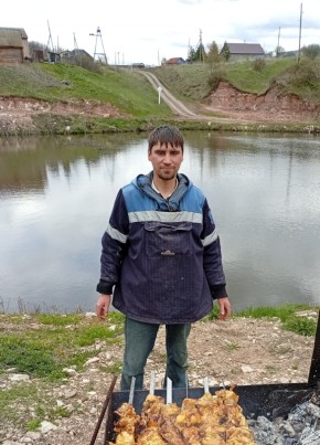 Толя из Бугуруслана 19 лет