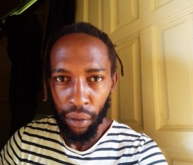 Black D, 32, Roseau