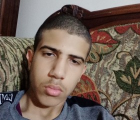 Mostafa, 19, Cairo