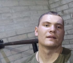 Артём, 26 лет, Псков