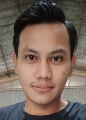 R.K, 29, Indonesia, Paseh