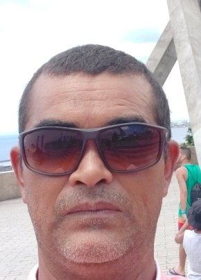 Adriano farias S из Brasília 49 лет
