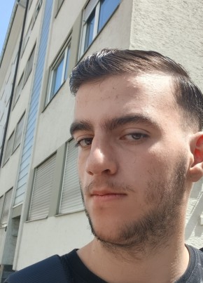 Baran из Berlin 18 лет